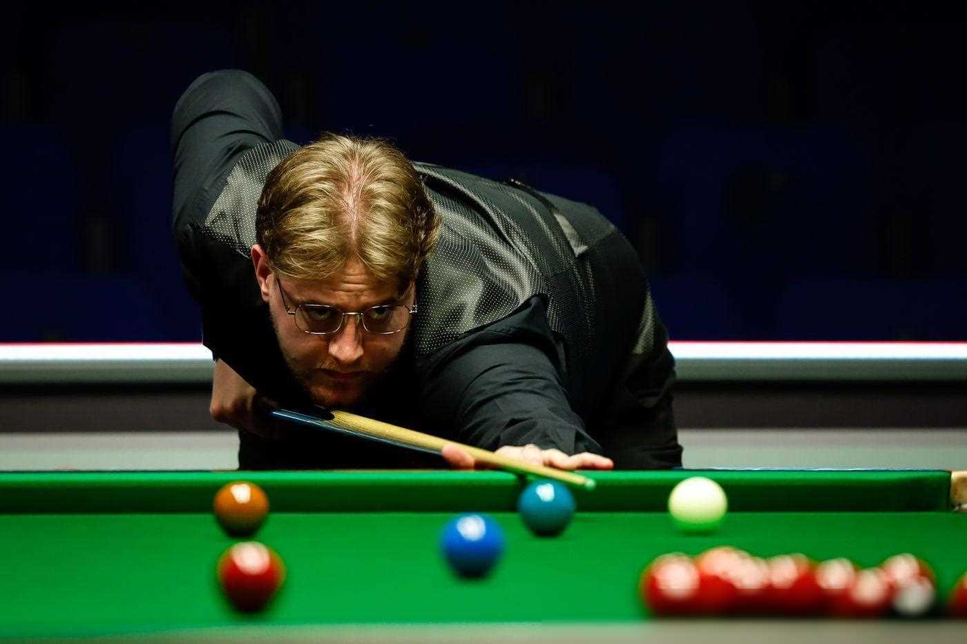 体育界新星崭露头角，挑战老牌选手