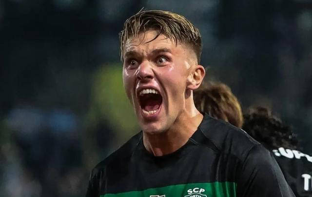 尼斯前锋大放异彩，成为球队得分利器